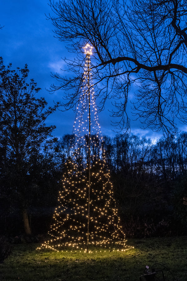 Verlichte Outdoor Kerstboom klassiek warm 500cm (Nieuw)